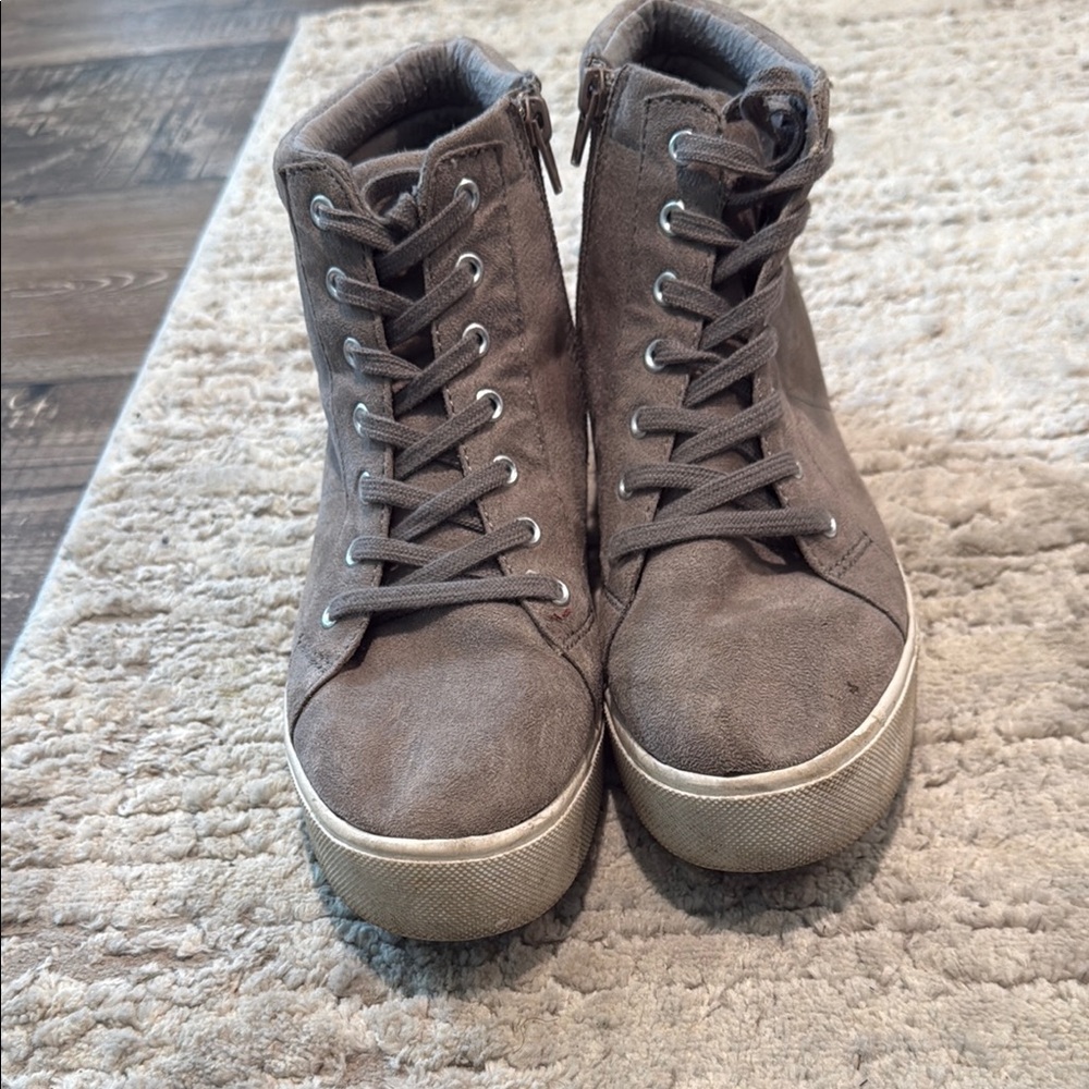 Soda Taupe High-Top Women's Sneakers